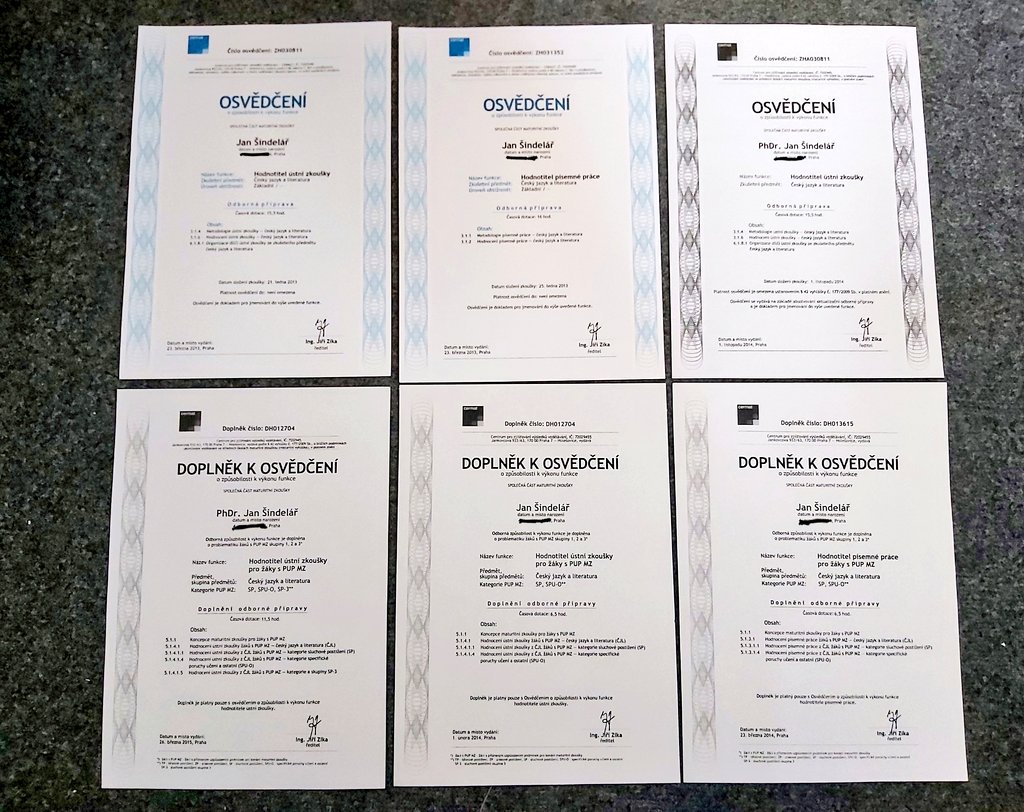 Zhruba před deseti lety vygradoval systém státních maturit. Abych mohl zkoušet a opravovat češtinu v plné palbě (včetně žáků se spec. vzděl. potřebami), musel jsem získat všechny tyhle papíry. Dnes už zase nepotřebuji žádný. Odezdikezdismus našeho školství v čisté zkumavce. 🤷‍♂️