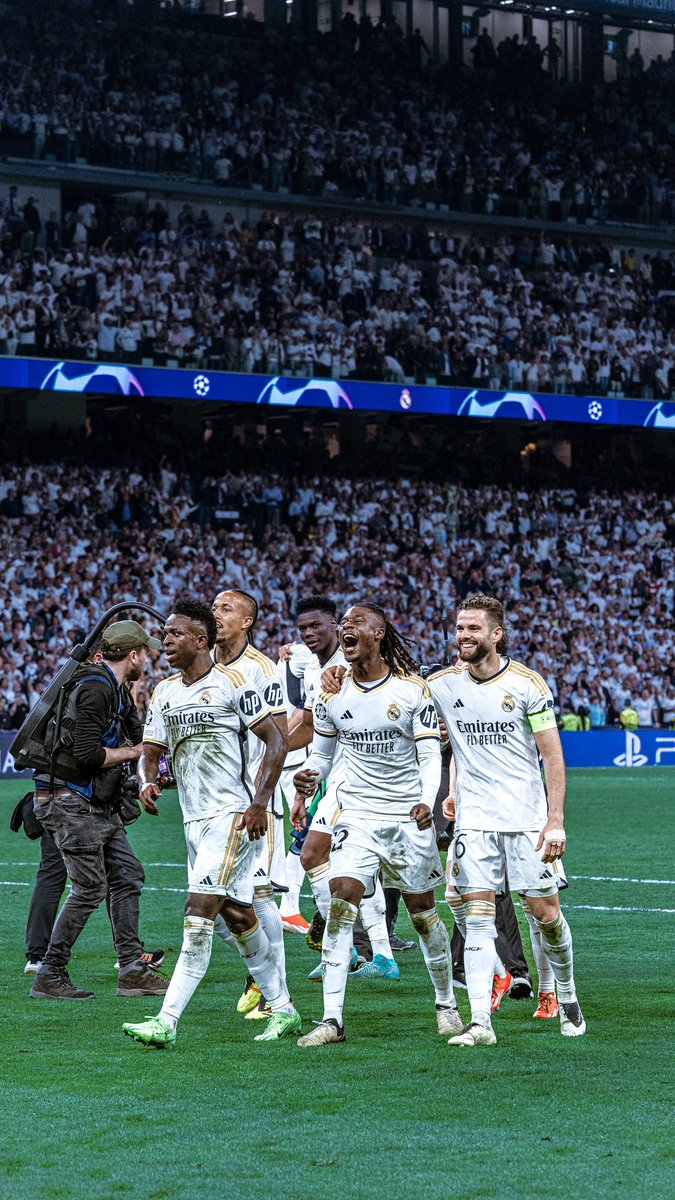 Nico_Robinho7's tweet photo. THREAD 📸 

Mes photos au Real Madrid ⚪️⚪️

1/4 https://t.co/JVmplO0IKO