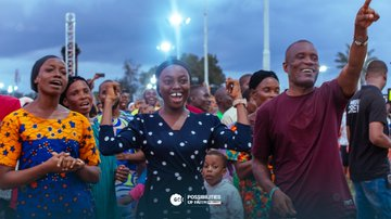 DlcfKnust's tweet photo. It's the grand finale of #GCKinWarri tonight.
Tune in at 5pm and receive abundance from Christ.
@TheGCKHQ
#GlobalCrusadewithKumuyi https://t.co/eGnJAytDO6