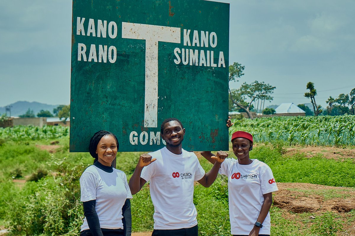 COTSng's tweet photo. We took our make-shift medical outreach to Kano, Nigeria where we shared the gospel and provided mosquito nets for the community. A huge thank you to all our donors❤️ https://t.co/9JZhQBlD3B