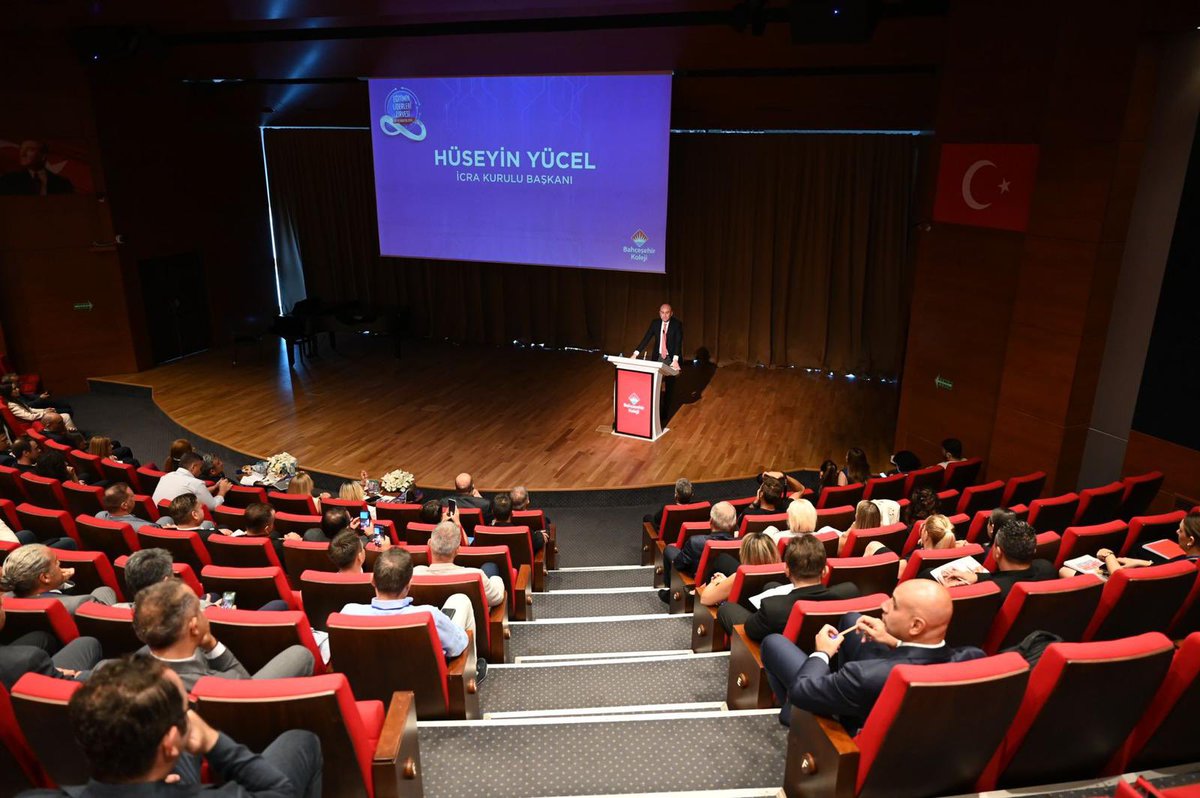 HuseyinYucell's tweet photo. Bugün Bahçeşehir Koleji'nin düzenlediği 'Eğitimin Liderleri Zirvesi'nde okul müdürlerimizle bir araya geldik.
30'uncu yaşımızı kutladığımız bu önemli eğitim öğretim yılının hepimize hayırlı olmasını temenni ediyorum.
Aramıza yeni katılan okul müdürlerimiz başta olmak üzere tüm Bahçeşehir ailesine başarılar diliyorum.