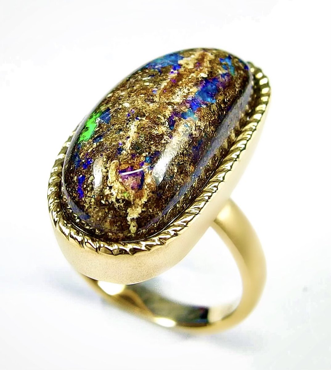 MalayvoneS's tweet image. #boulderopal   #18kgoldring  Nothing too fancy but easy to wear !! 😊
#ボルダーオパール #リング 華やかさはないけど着け心地のよい逸品です♪
#デザイナーズジュエリー
 
gemstory.com