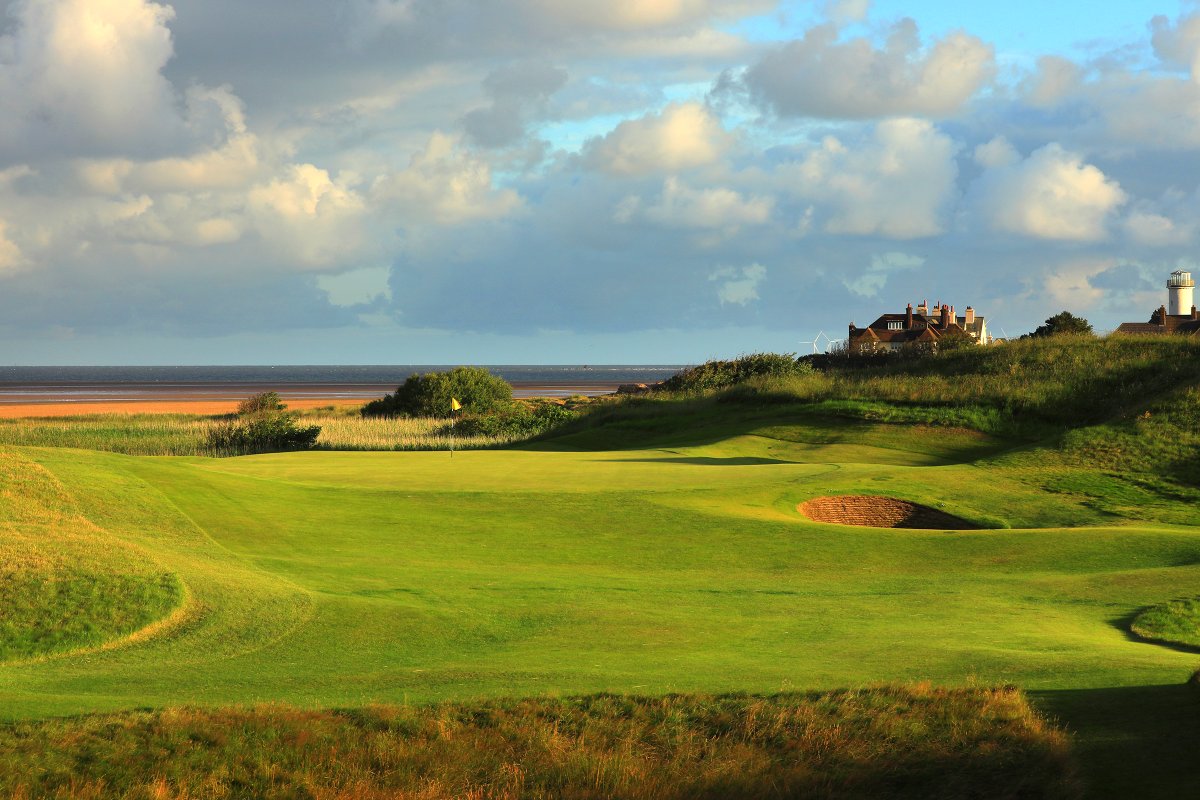 ElevateGolf_net's tweet photo. We are delighted to announce that The Royal Liverpool Golf Club links at Hoylake (@RLGCHoylake) will be in attendance at the first ever Elevate Golf event this October - golf's newest must-attend B2B event (1/4) https://t.co/jGQ9QvZ3Jw