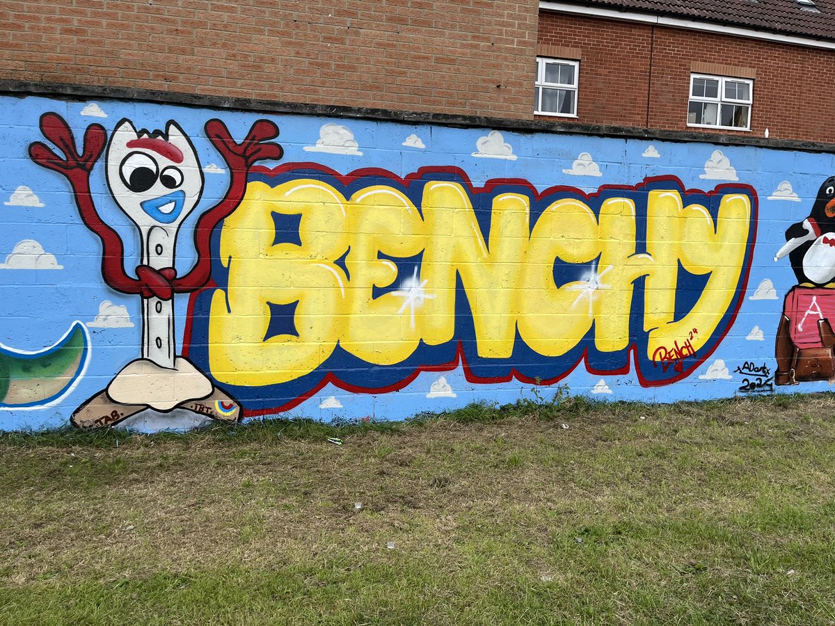 Firstlanepark's tweet photo. Look at our amazing wall thank you to everyone who made it happen 🥰 https://t.co/pTa4h7Ltgn
