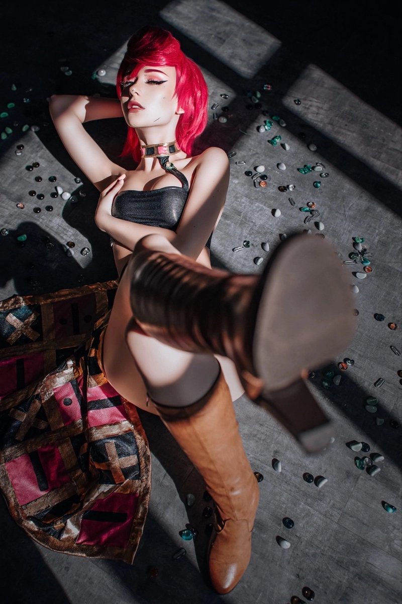 Pose Pose Pose 💅

#jojo #JoJosBizarreAdventure #cosplay #TrishUna