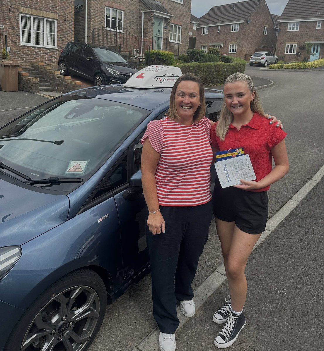 KateLine6's tweet image. Congratulations @LoisGrace19 passing your driving test first time today. So proud of you! 👏 Huge thanks to @Theresonly1HRS for being a BRILLIANT, patient, kind and wonderful driving instructor! X 🚘