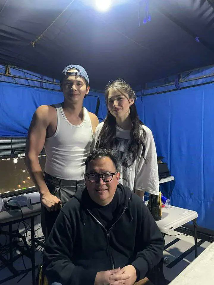 eellamazing26's tweet photo. Basta happy tayo KyRu's
@YbrAmihan2016 @gmanetwork @kylienicolep @Rurumadrid8 https://t.co/KydRLsOQ31