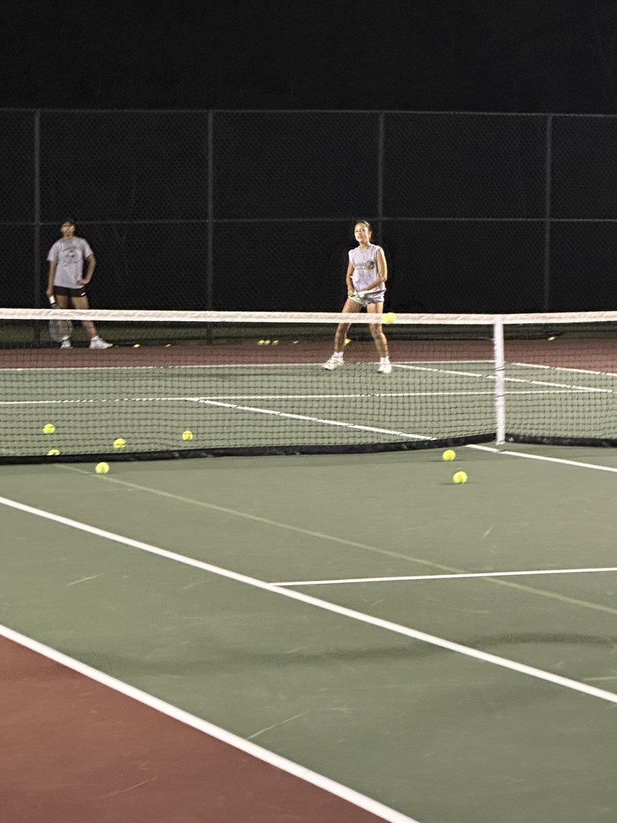 Dunlaptennis's tweet image. #Heatwave2024 changed plans a bit, but 🦅 still took flight
Recovery with Elite Sports Recovery, then late night practice
#LetsGo #OnTheGrind 

@DunlapAthletics