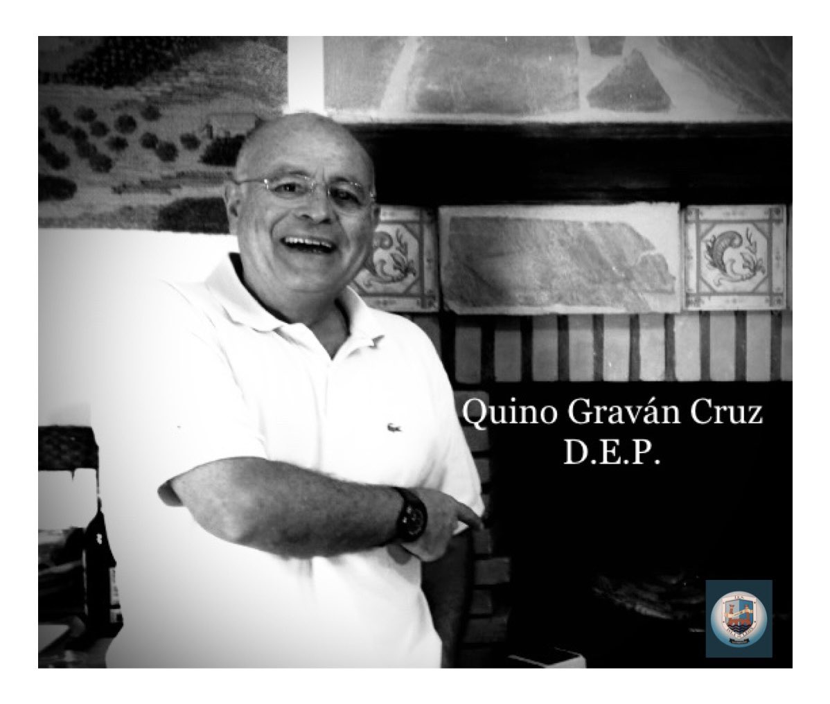 Ha fallecido nuestro querido compañero y amigo Quino. Un ser humano cariñoso y un profesional entregado, querido y respetado por sus compañeros y alumnos, Quino fue la voz que recorrió nuestros patios y la risa que alegró los pasillos del Isla durante muchos años. D.E.P.