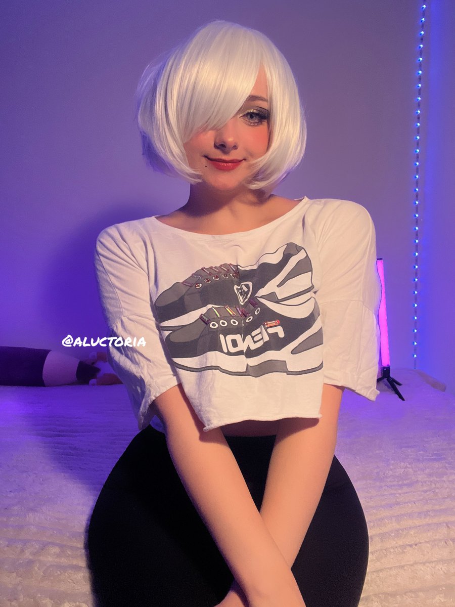 alu_chann's tweet photo. Send '🖤' and get cute  pic https://t.co/M6lKaAkqGv