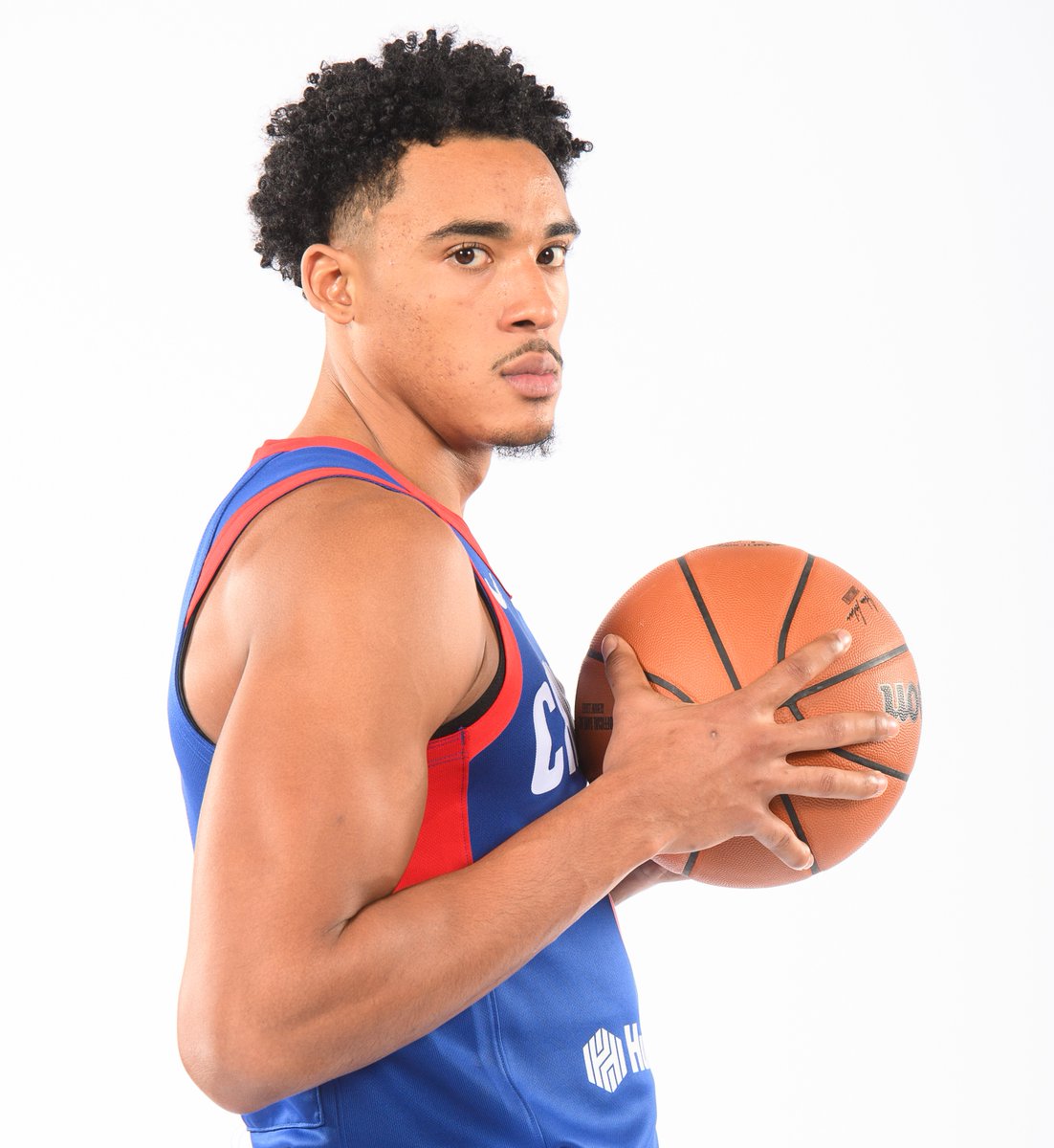 NBA's tweet photo. Join us in wishing @ihoop_jaay of the @Raptors a HAPPY 25th BIRTHDAY! #NBABDAY https://t.co/CtONst1a32
