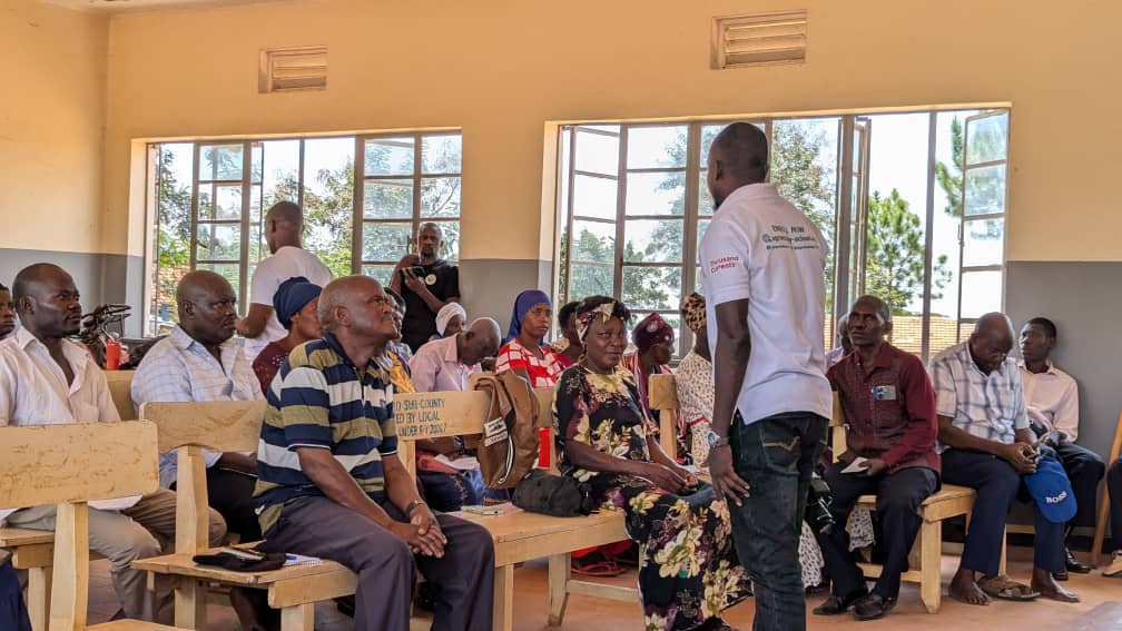 EADENNetwork20's tweet photo. We're currently engaging with the community at Imanyilo Sub-county, Mayuge District, discussing key issuestogether. This dialogue is crucial in fostering inclusive development and amplifying local voices. #CommunityDialogue #ImanyiloSubCounty #MayugeDistrict #InclusiveDevelopment https://t.co/2HcjslGCbP