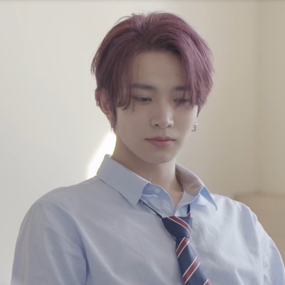 that small smile #heeseung