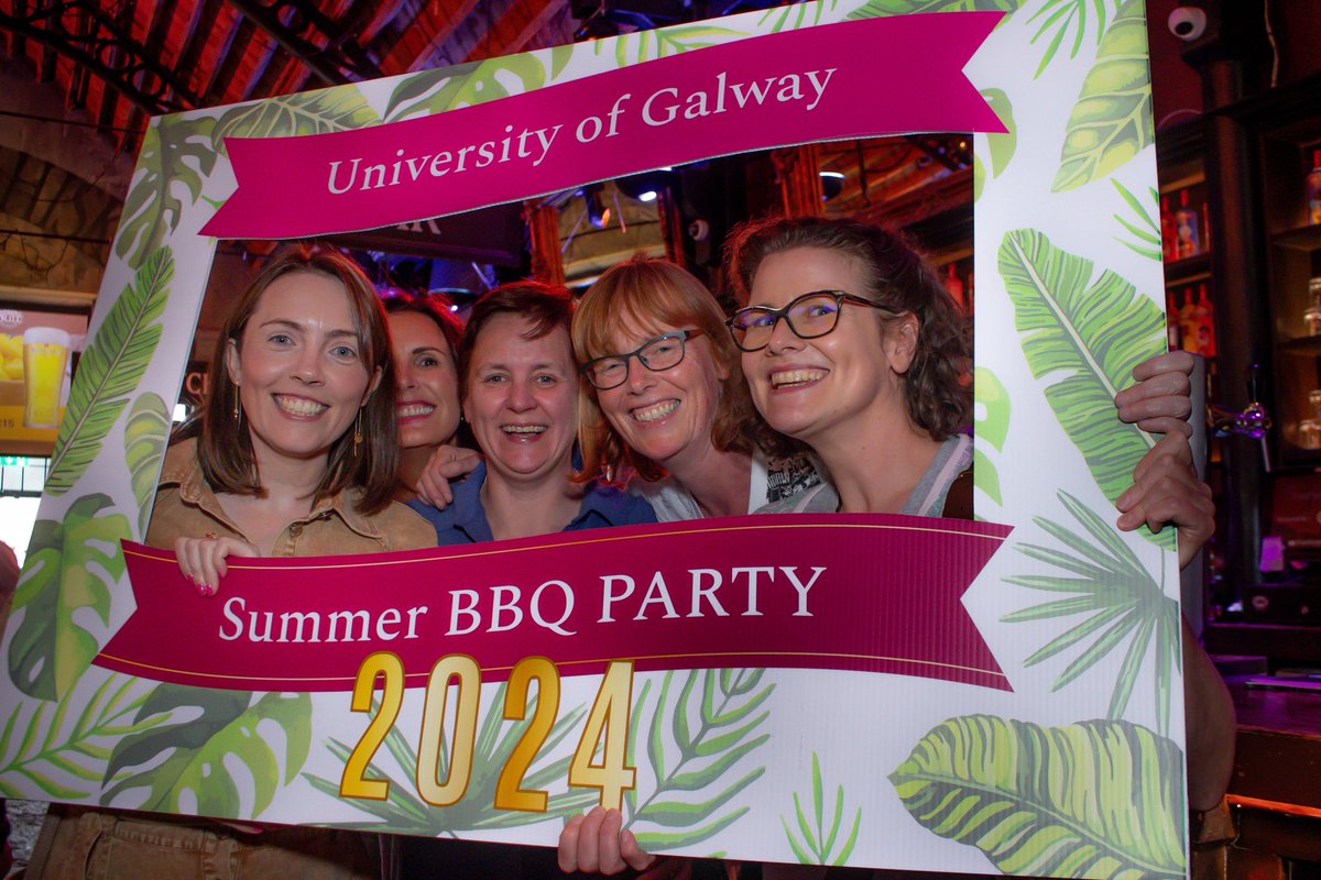 SultGalway's tweet image. University of Galway’s social club BBQ 🤩🤩🥳

What a great night had by all!! Until Christmas for the next event 😍 #staffclub #socialevents #universityofgalway #Sultuniofgalway