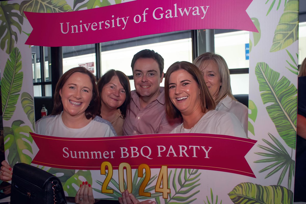 SultGalway's tweet image. University of Galway’s social club BBQ 🤩🤩🥳

What a great night had by all!! Until Christmas for the next event 😍 #staffclub #socialevents #universityofgalway #Sultuniofgalway