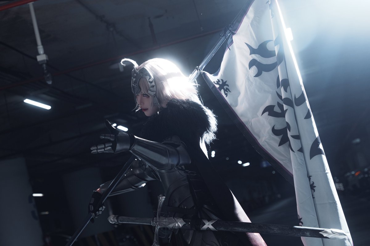 ジャンヌ〔オルタ〕
Jeanne d'Arc 〔Alter〕

#FGO #コスプレ #cosplay https://t.co/mZtFIORB0d