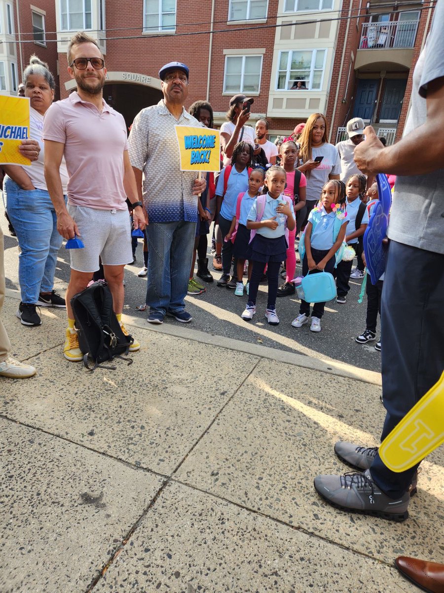 Krista Dahl-Campbell (@ppdkcampbell) on Twitter photo Fun morning yesterday getting to welcome the youth at Morton McMichael School back. Staff, parents, community and area partners were on location to cheer on these promising young minds at the start of a successful school year.
๐ โ๏ธ <a href="/PPD16Dist/">PPD 16thDistrict</a> <a href="/PhillyPolice/">Philadelphia Police Department</a> Fun morning yesterday getting to welcome the youth at Morton McMichael School back. Staff, parents, community and area partners were on location to cheer on these promising young minds at the start of a successful school year.
๐ โ๏ธ <a href="/PPD16Dist/">PPD 16thDistrict</a> <a href="/PhillyPolice/">Philadelphia Police Department</a>