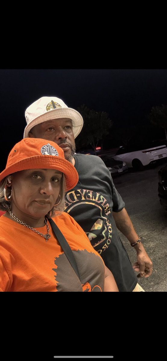 Apparel/Gear
On-Line Store
go-goroyalty.com/shop
#CrankGoGoRoyaltyGEAR