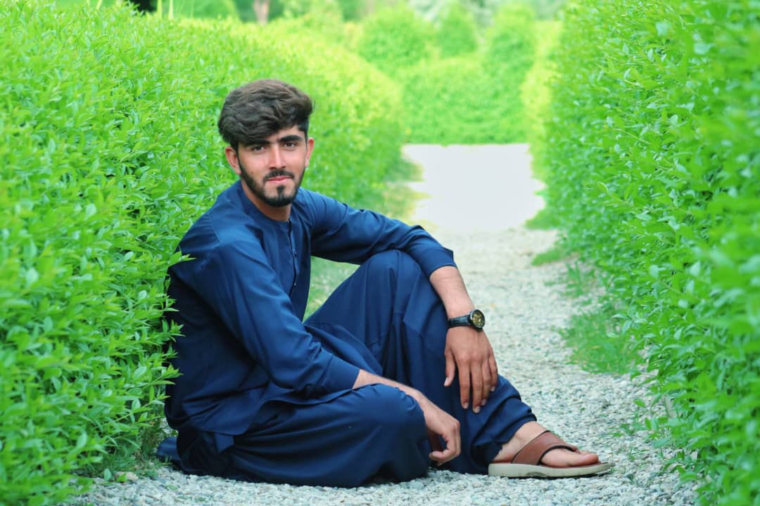 RomalReal's tweet image. کوژده 💍 دې مبارک شه !
(( الْنکَاحُ منْ سُنَّتی فَمَن رَغِبَ عَنْ سُنَّتی فَلَیْسَ مِنِی)).  "

هغه پیوند چې د يو نوي فصل او نوي ژوند پيل يې د خوشحالى او محبت نه ډک ژوند دى تاسو ته دی مبارک شي (ذبیح الله کاکړ)