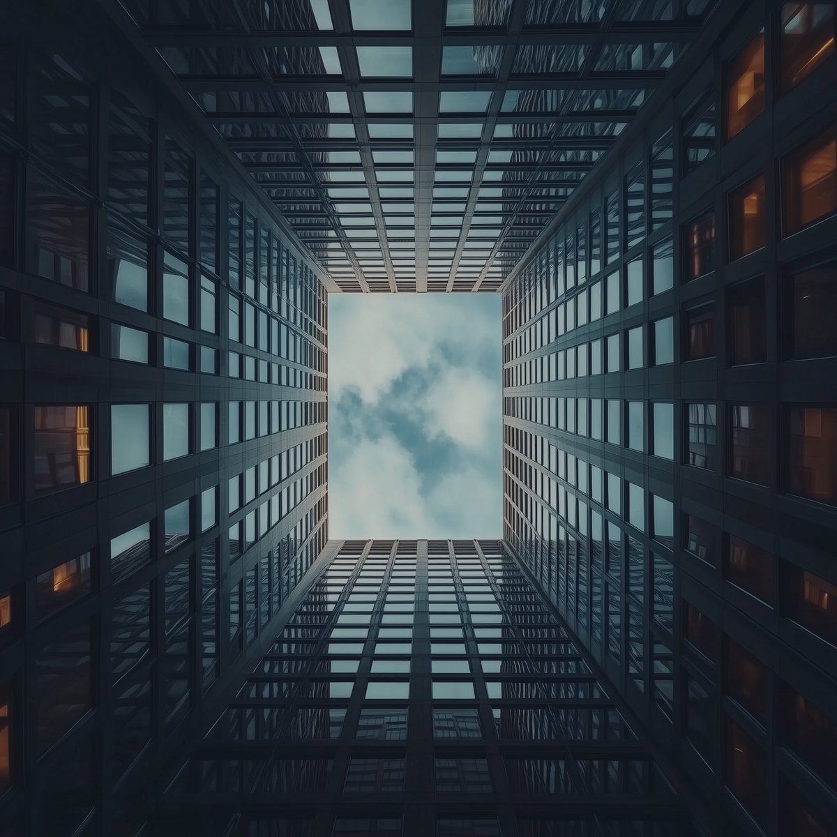 qth3creator's tweet image. Wow, it’s been way too long 🤯
I’ve missed this community greatly 🫶🏽

The last year was extremely busy but filled with incredible adventures 🚀 

On my hiatus…
- I got married in Costa Rica 💍 
- released 2 new songs 🎸 
- traveled to Greece  ✈️ 
- solidified moving to Europe!…