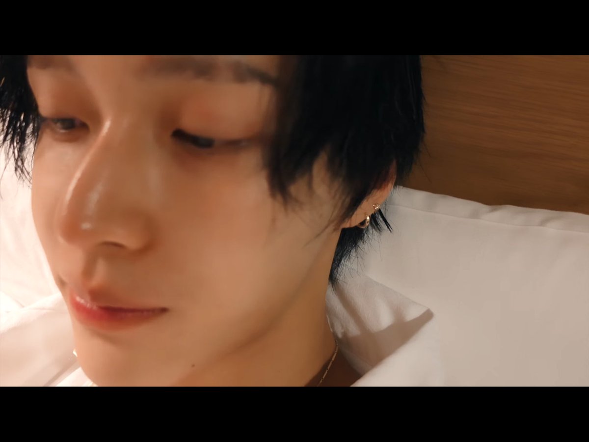 amanemeene's tweet image. 😳…….////////