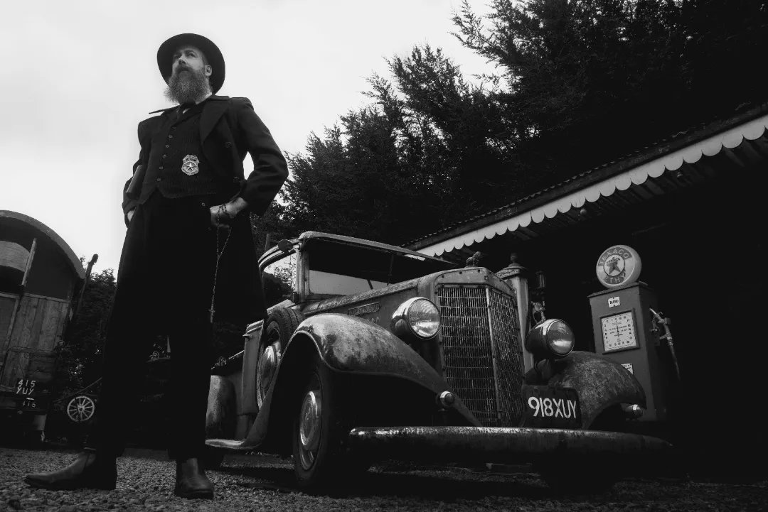 PhotographyRook's tweet photo. "Welcome to Arkham" 

New project I've been putting together :)

#lovecraft #noir #halloween #cthulhu https://t.co/iriX3phhLz
