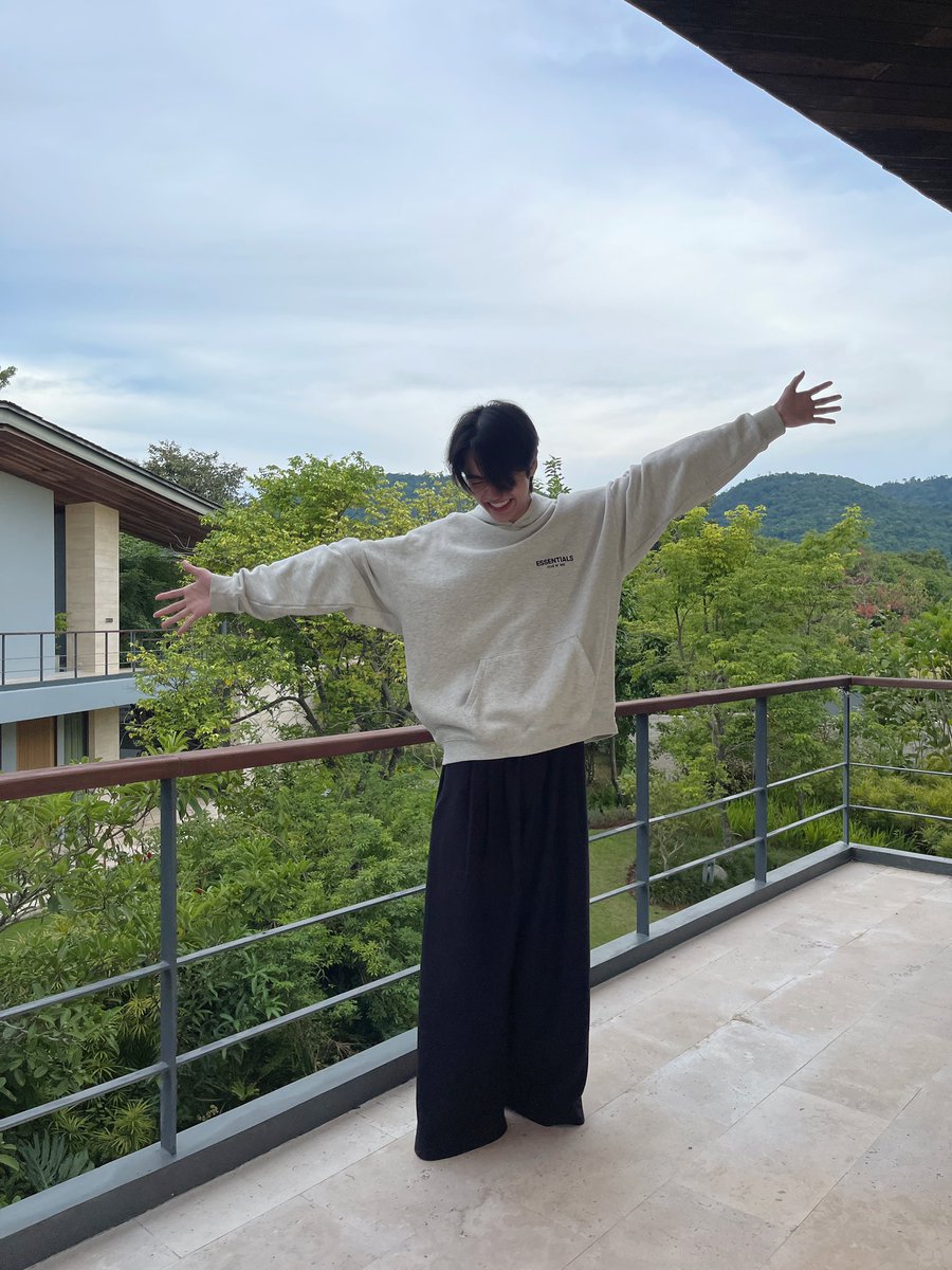 besevboom's tweet photo. ไปปั่นจักรยานเล่นกันไหมครับ #besevboom https://t.co/NpLMTxjmgG