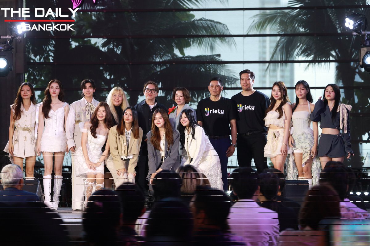 thedailybkk's tweet photo. เปิดตัวทีมนักแสดง ผู้จัดซีรี่ย์ เรื่อง"B.Friend มากกว่าคำว่า เพื่อน" และผู้บริหาร 
ในงาน "Yriety Projects Lineup"
#bfriendมากกว่าคำว่าเพื่อน #bfriend
#ช่อง9กด30 #9MCOTHD #MCOTHD #YrietyProjectsLineup #Yriety #วายไรตี้ https://t.co/iVwUyAlkoc