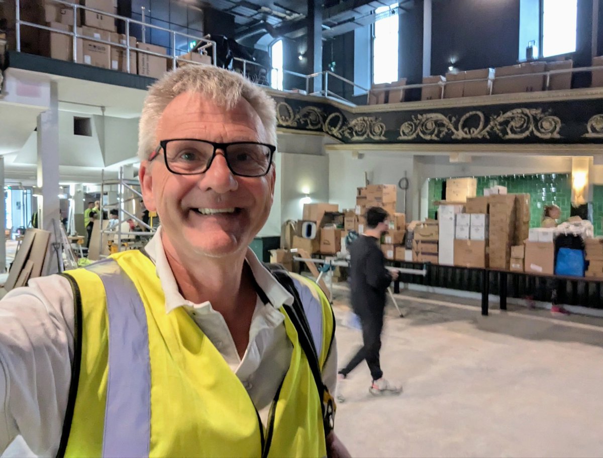 Nice way to start the week with a trip to Albert Hall in #Swansea to set up a #timelapse. The refurbishment is nearing completion and it's due to open soon. 
Looking forward to seeing the results on Friday.

#videoproduction #video #videomarketing #marketing #filming #camera