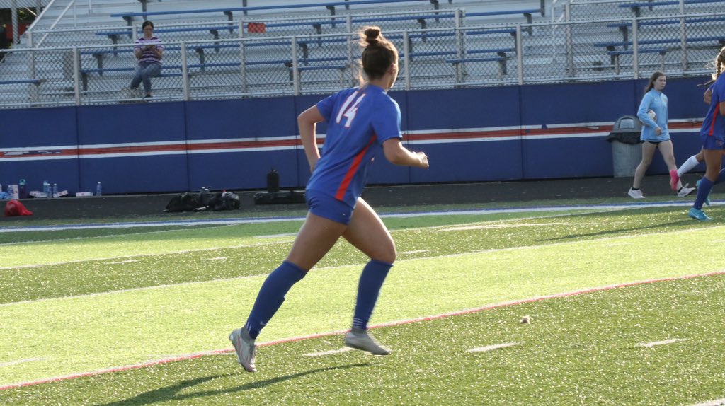 ITS GAME DAY 🚨🚨

tonight we take on little sister on home turf 😔🫸

🏠home stadium 
🕖JV: 5:30 Varsity: 7:15
🗣️BE THERE, BE LOUD

make sure you come and support your oogs!!!