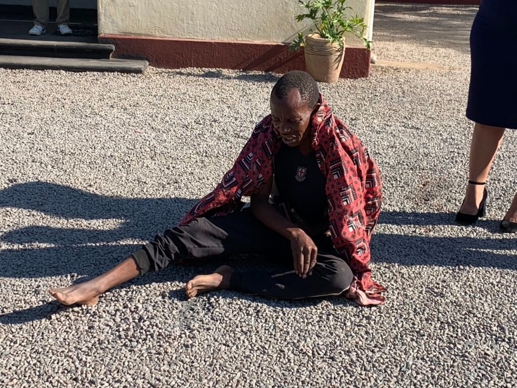 maboys's tweet photo. Community & law enforcement collaboration is key 2 fighting #cattlerustling. #Livestock farmers are bleeding.
Neighbourhood watch hero thwarts cattle rustlers in dramatic chase https://t.co/FXF97hggMS via @@citezw @tannytkay @@zenzele #livestock https://t.co/wE1a9sl5Sr