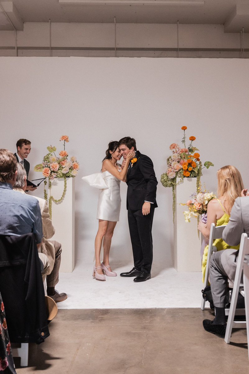 angelicadotcom's tweet photo. Married my best friend on 08.23.24 💫 https://t.co/ypFn4mWXDF