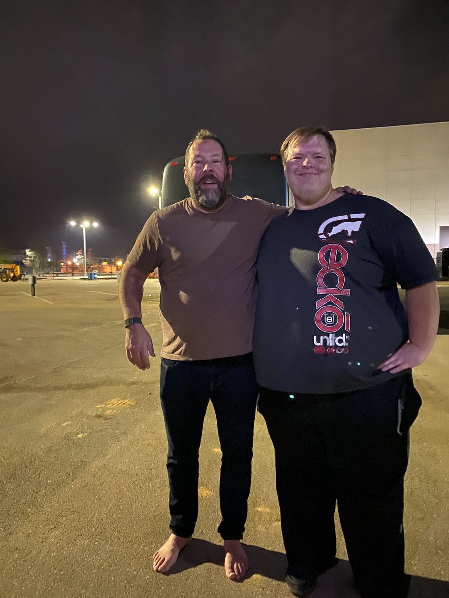 shadytuners's tweet photo. @tomsegura I have tickets to see you Sunday in Memphis.. is there anyway before or after the show I can get a quick picture.. I got a picture with @bertkreischer last year. I need complete my two bear set lol! Thanks https://t.co/P72m3VD0M6