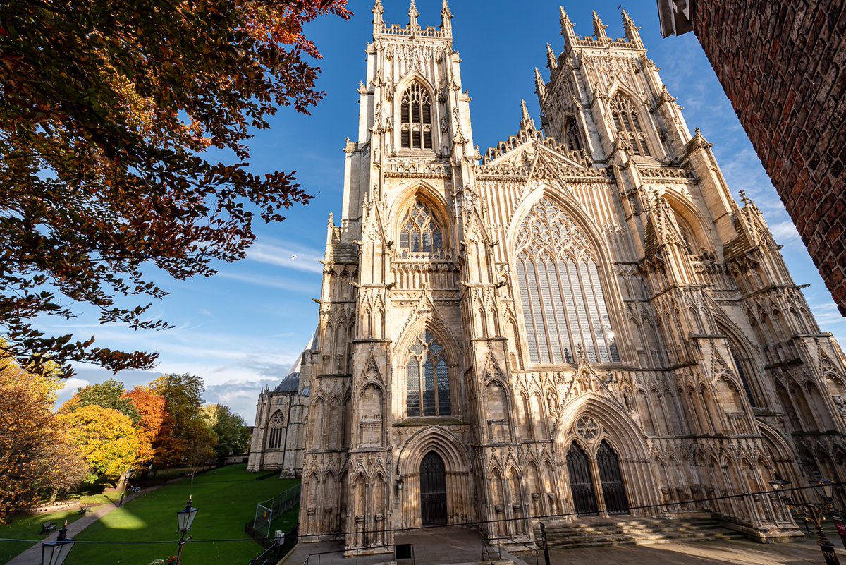 As we head into autumn in the #York property market, buyers will begin to search for their dream home before the festive season.
Find out how much your home is worth and book your free, no-obligation valuation appointment on 01904 650650.
bit.ly/3mQ0drw