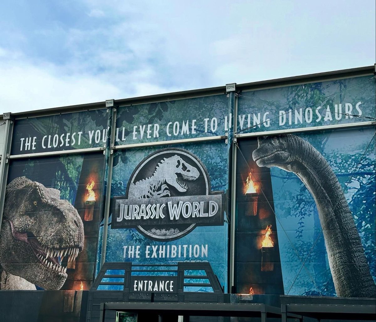 I only have three words to describe the Jurassic World Exhibition🦖 WOW, WOW, WOW!!!

Yes you may think it’s pricey at £30 a ticket per adult BUT it is an amazing exhibition and well worth a visit if you’re a Jurassic Park or Jurassic World fan ❤️