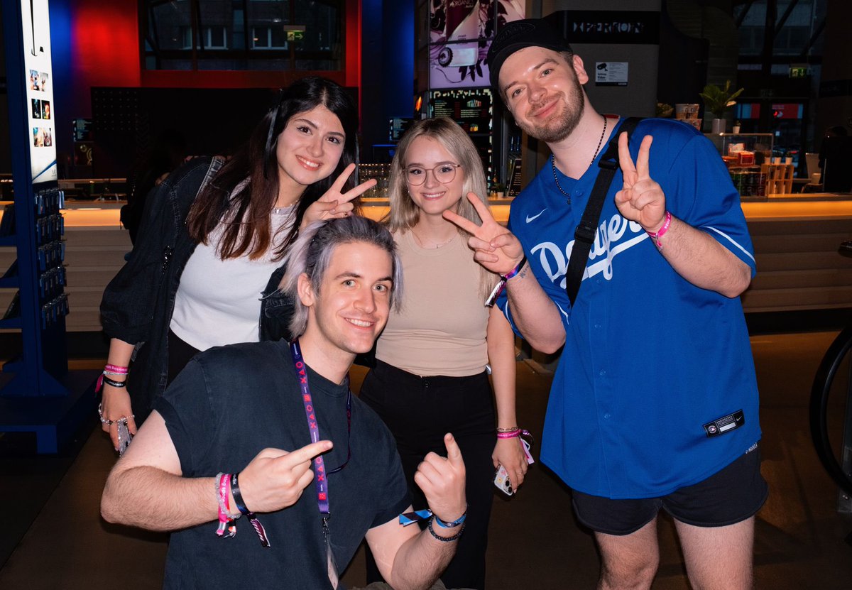 Timit_live's tweet image. tolle Freeeeunde! 🥰💙