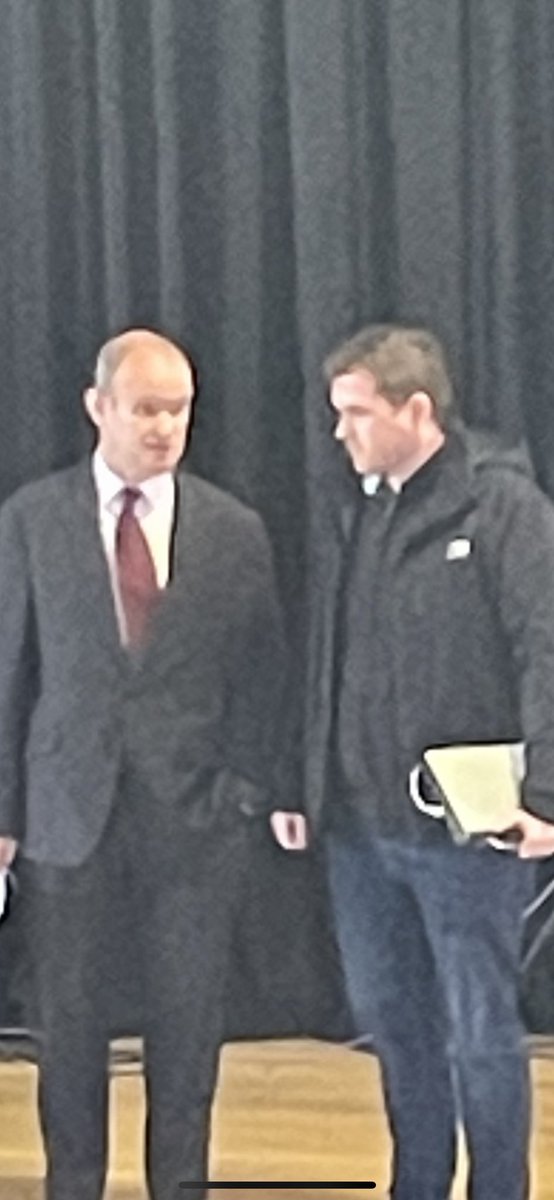 Irelandas1's tweet image. No moment like the present  🎁