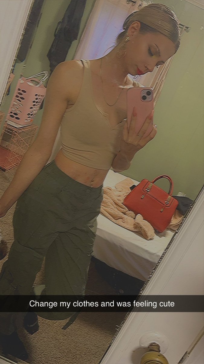 WilcoxAkia's tweet photo. Hey guys!
 I took an extensive break but I’m back! New page cum see me!😘😘🥰❤️💦🙈 https://t.co/bS8ERbcIJG