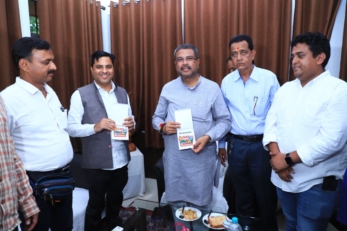 Dharmendra Pradhan tweet media