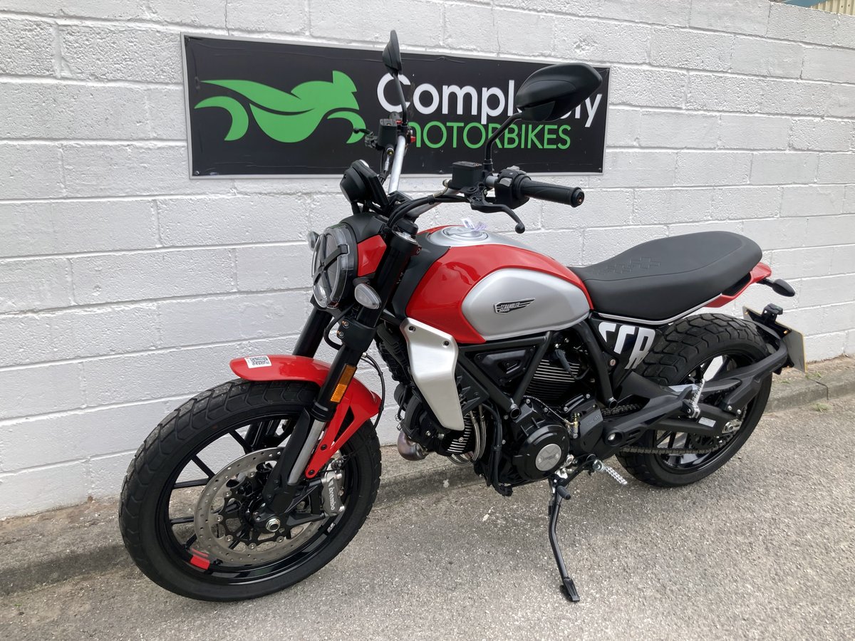 #usedbikeoftheday 2024 #Ducati #Scrambler #Icon, £8695! Call our Sales team on 01745 822922 now, or use the link below to instantly secure the bike with a PayPal deposit! Over 1500 machines in stock across the #CompletelyMotorbikes group! completelymotorbikes.co.uk/bikes-in-stock… #getreal