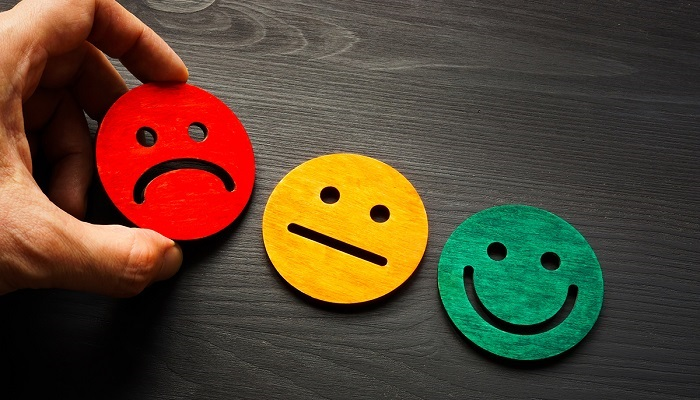I'm working on a #MedEd essay that makes the following argument: 

1) Student satisfaction #surveys (especially student evaluations of teaching [SETs]), while useful in certain contexts, are overused, especially in medical school #evaluation and #accreditation processes. 

2)