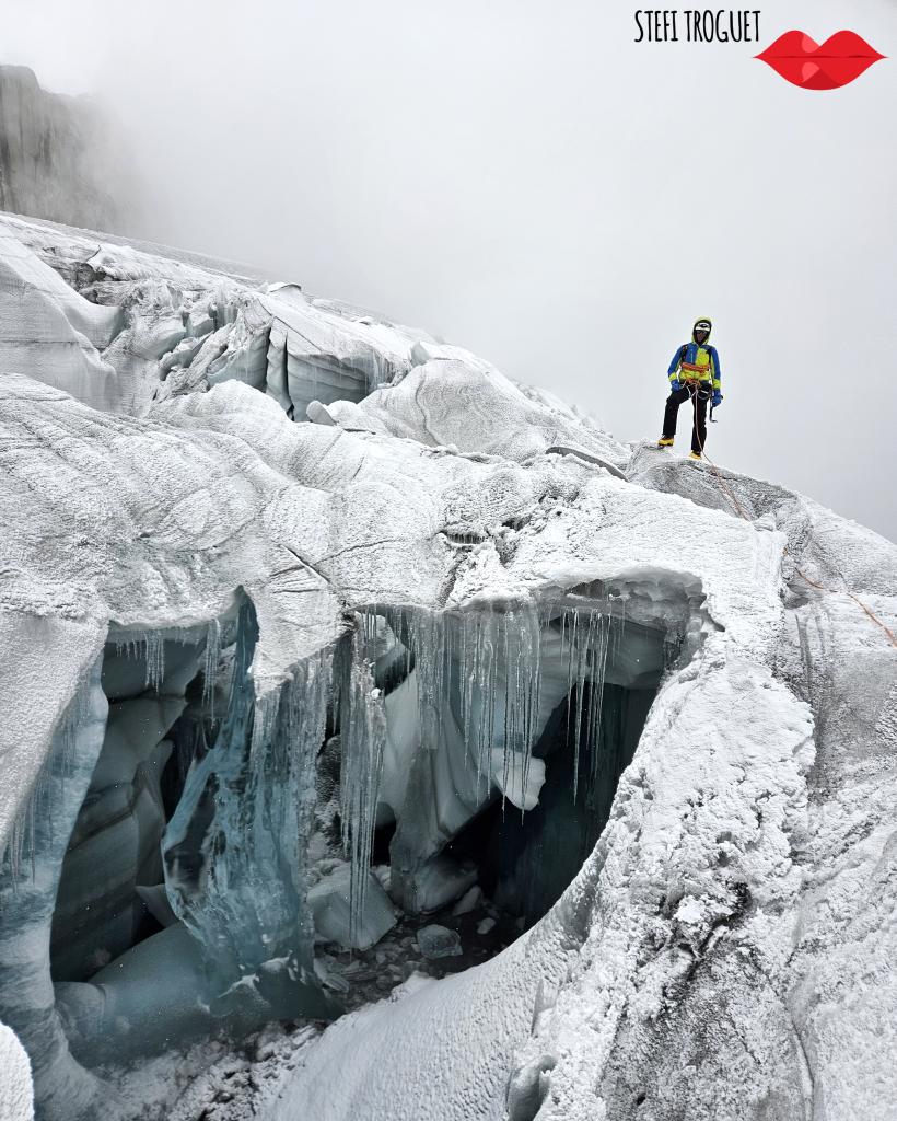 ETroguet's tweet photo. SHAQSHA SUR 😶‍🌫️🤍!! 

⬆️ Photos 2/3 ⬇️
▪︎ 
#Peru #CordilleraBlanca #Huaraz #Shaqsha
#LaSportiva #WeAreMountaineers #xbionic #xBathlete #xSocks #xbAthletesTeam #FerrinoOutdoor #viladomatEsports #TheHarmonyOfElements https://t.co/C78hdOHb1V
