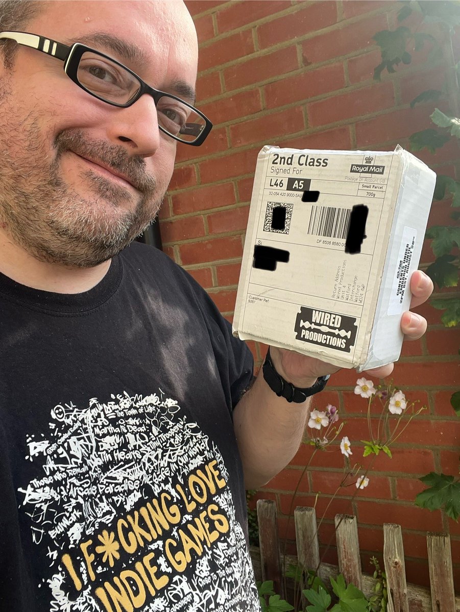 SiVibes_'s tweet photo. Ello Ello - What's this? ๐ฆ
Come back tomorrow, 2pm
I'll even have a shave too ๐ช
#GoriCuddlyCarnage #Wiredp #indiegames https://t.co/NMZPZ6KNe5