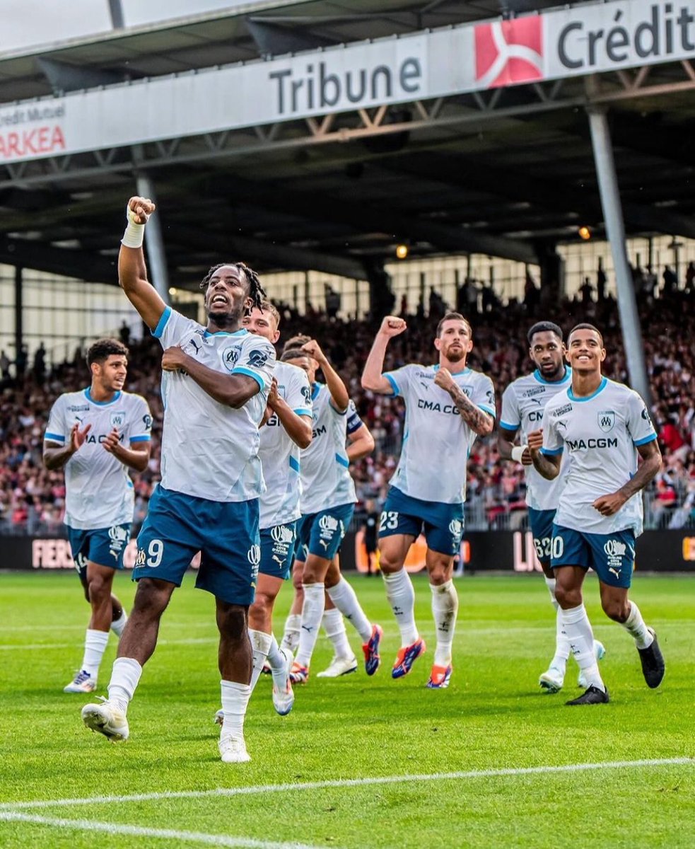 MpassionO's tweet photo. Notre 9 🔵⚪️ https://t.co/ox9VomQwFI