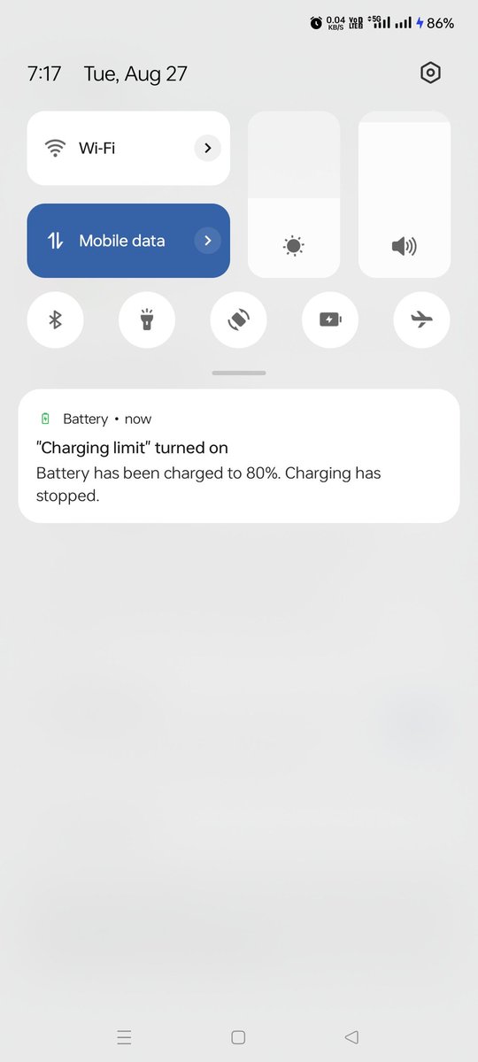 juhil_13's tweet image. Hello @OnePlus_IN @oneplus @OnePlus_Support 
Is this feature still in development ?
Currently I've set the charge limit to 80% and still the charging goes on. 
This is really disgusting!
#oneplus
#oneplusbug