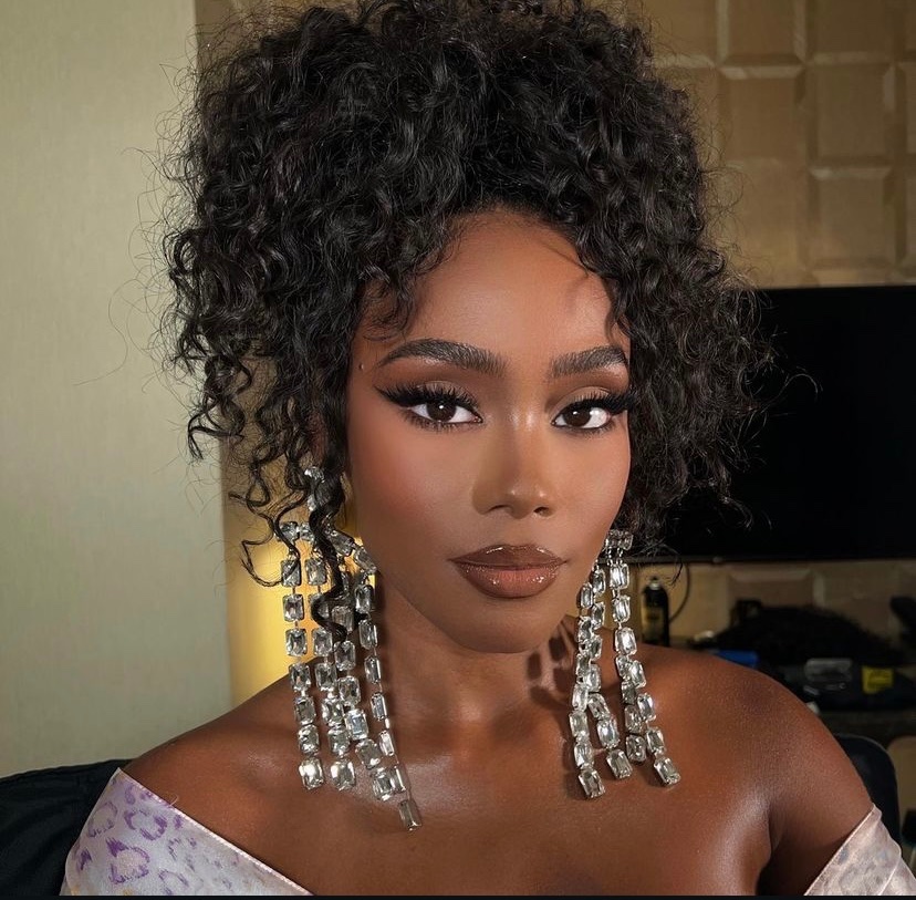 Wsjp11's tweet image. Makeup artist : Diana Shin