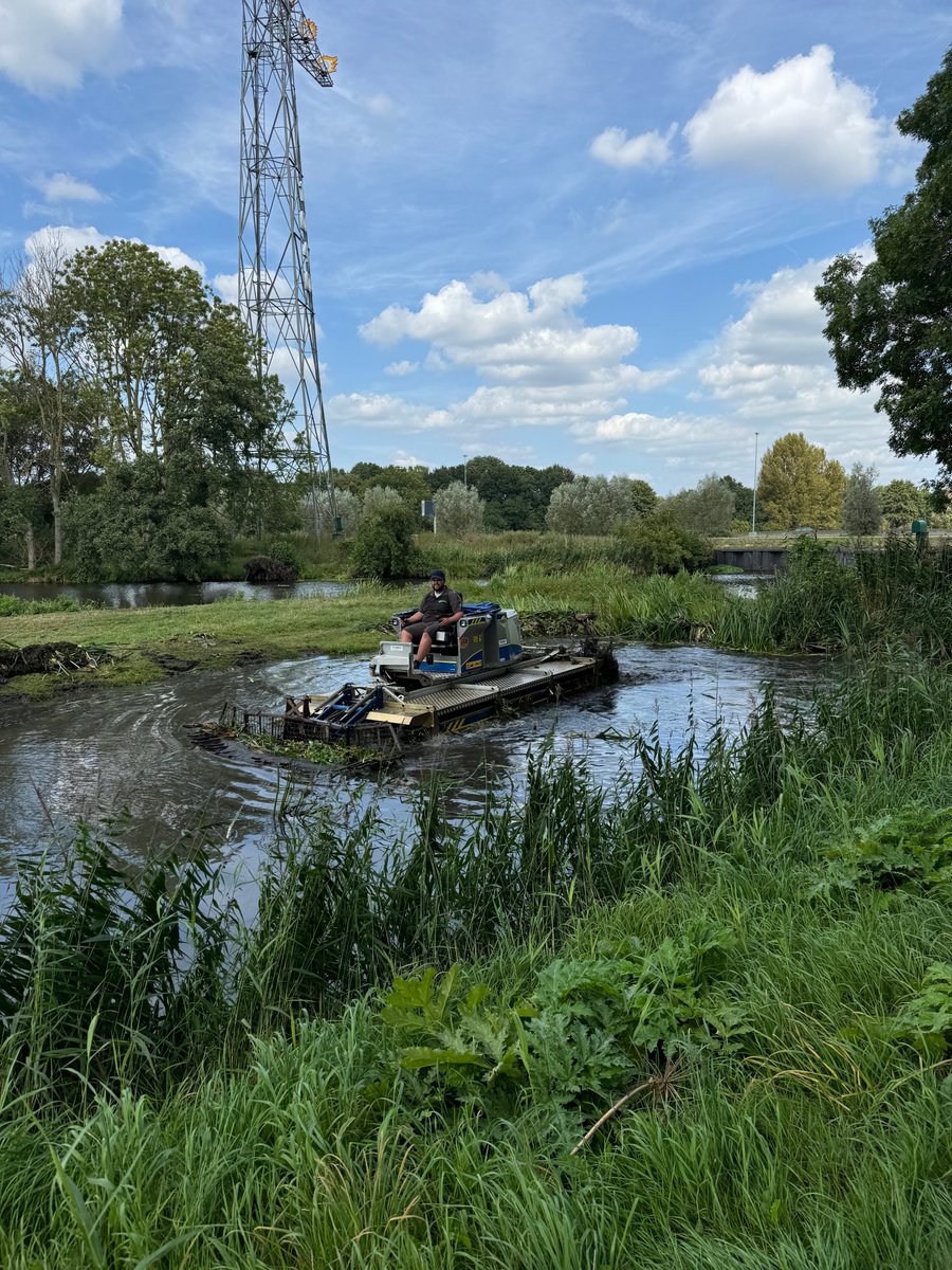 A.J. v/d Werf BV/De Roo Drente BV tweet media