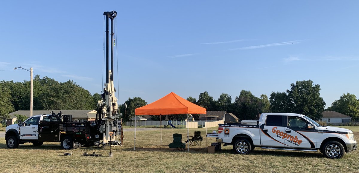Lee Shaw set up and ready at the Johnson County fairgrounds to demonstrate the #3100GT.  Read why one customer considers it his "Bread and Butter Truck": ow.ly/biw050T7wUh