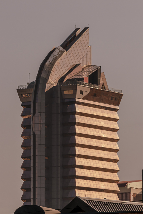 Lusaka skyscraper to be evidence of Zambia’s new prosperity (did it?)

“Today marks the beginning of the rise of Society House from the ashes of that terrible inferno. The face of Lusaka is surely changing for the better,” had said President Rupiah Banda, at a special ceremony at