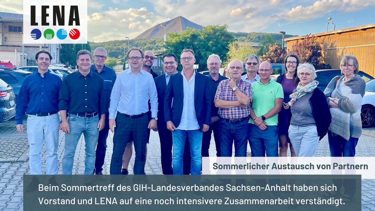 Der Vorsitzende des Landesverbandes #Gebäudeenergieberater #Ingenieure #Handwerker #SachsenAnhalt e.V., René Herbert, der Bundesvorsitzende Stefan Bolln und LENA-Chef Marko Mühlstein tauschten sich zu aktuellen Themen und die weitere Zusammenarbeit aus ➡️lsaurl.de/52jn1g